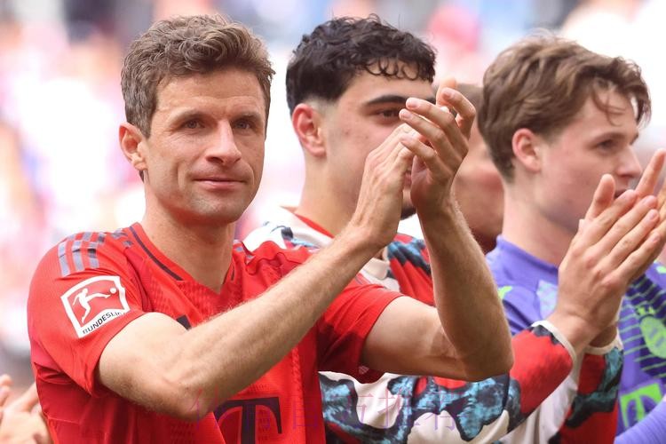 法尔克：拜仁慕尼黑预计不会向格雷罗提供新的合同